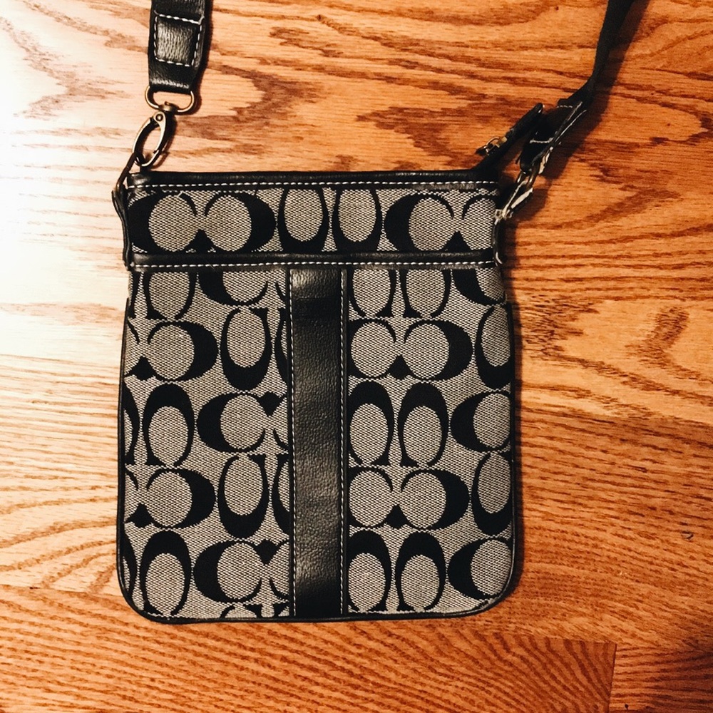 Coach crossbody purse